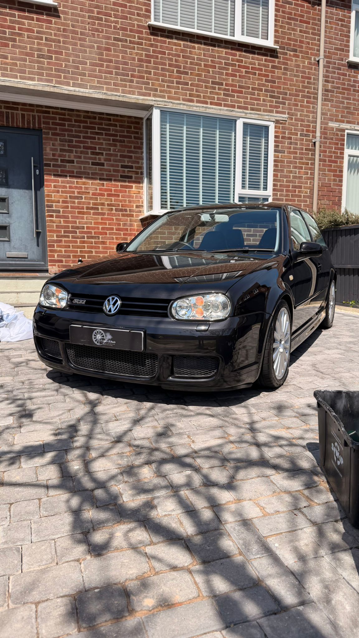 Wynn's Wheels mobile car valeting service in Ilchester, Somerset - Professional car detailing and valeting